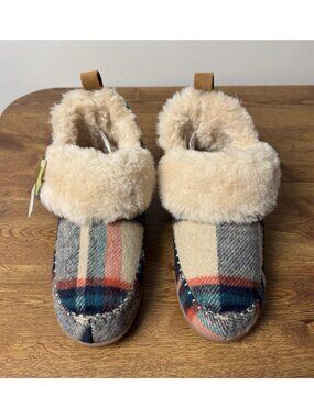 Dearfoams Women's Alpine Moritz Indoor/Outdoor Bootie Slipper Size 8